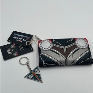 NWT! Marvel Thor Wallet and Keychain Set